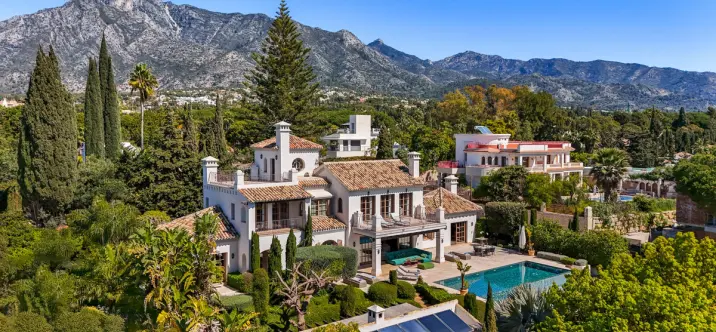 Short-term rent of detached villa in The Golden Mile 3
