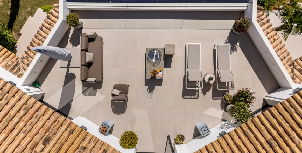Short-term rent of detached villa in Los Monteros 39