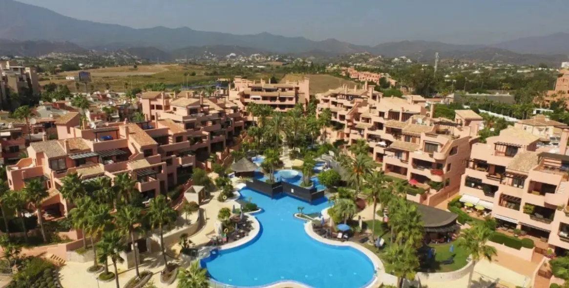 Long-term rent of ground floor apartment in Estepona 1