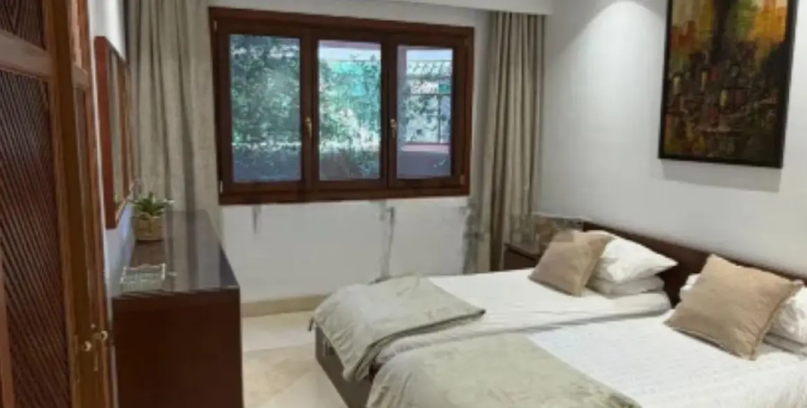 Long-term rent of ground floor apartment in Estepona 19