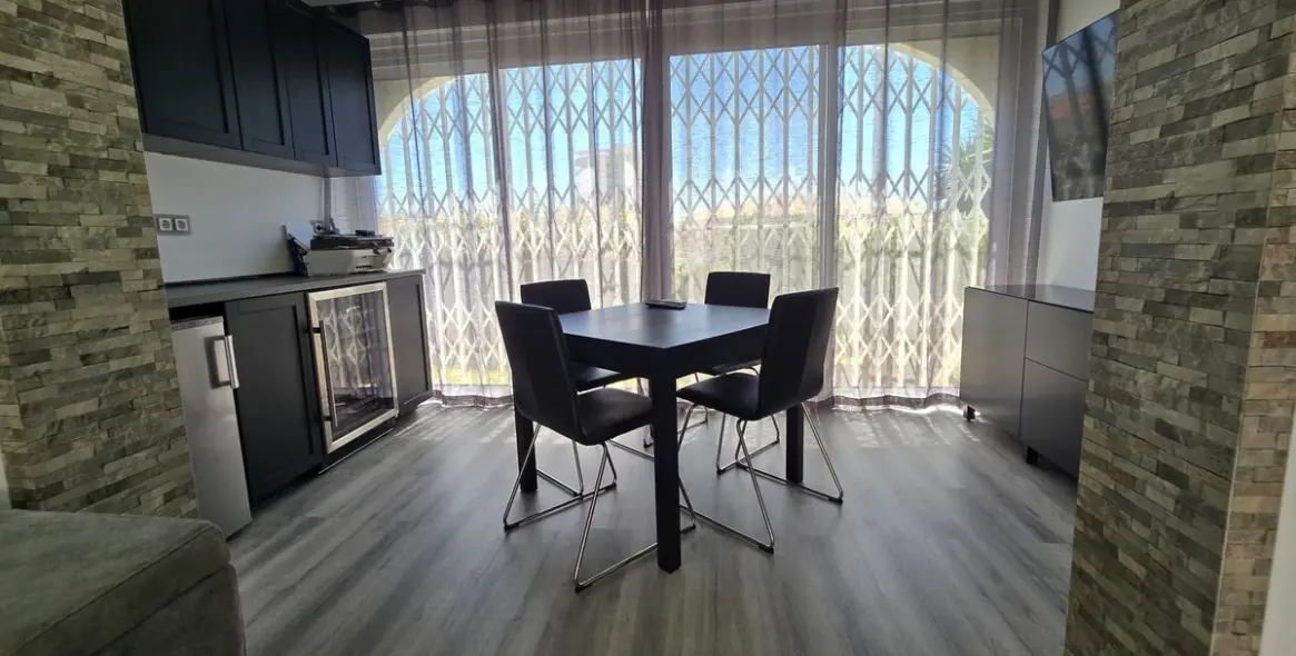 Sale of townhouse in Riviera del Sol 22