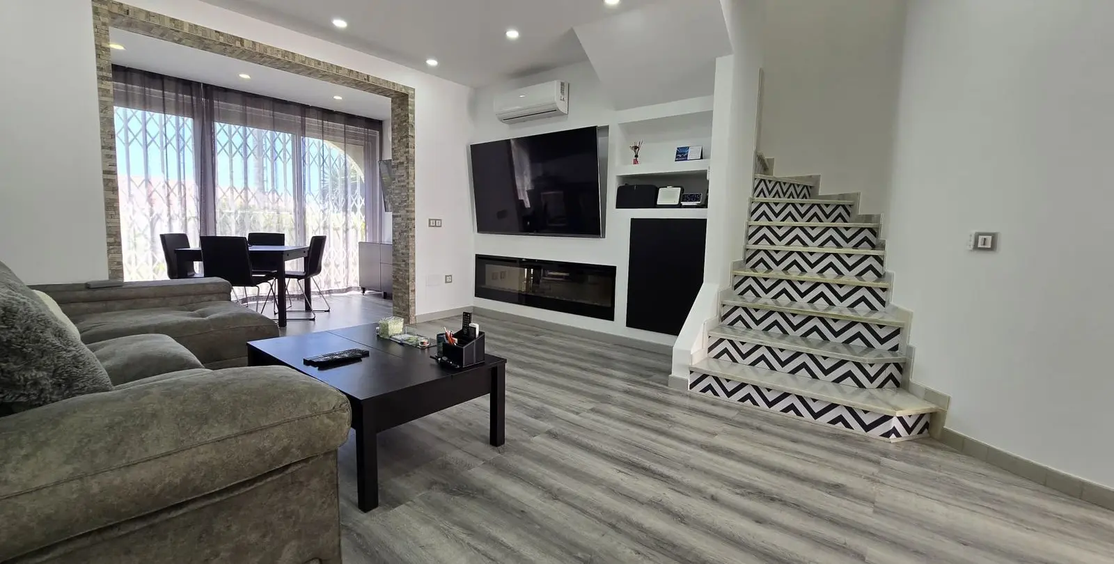Sale of townhouse in Riviera del Sol 19