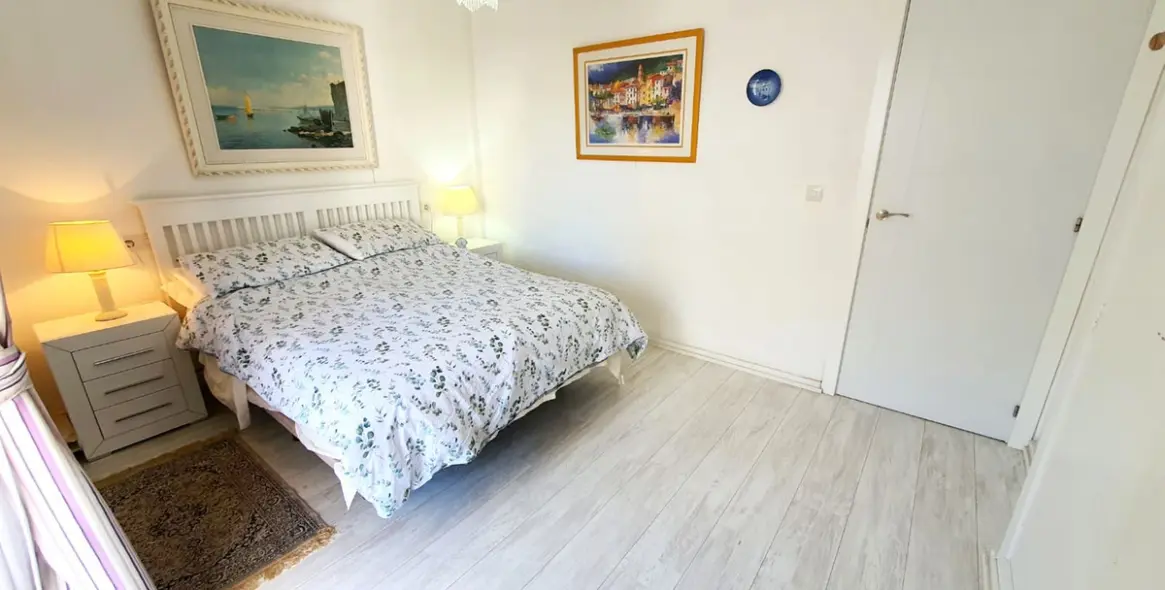 Venta de apartamento en planta media en Fuengirola 8