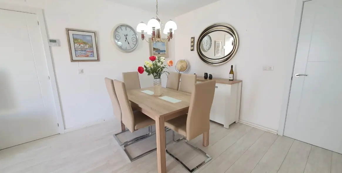 Venta de apartamento en planta media en Fuengirola 16