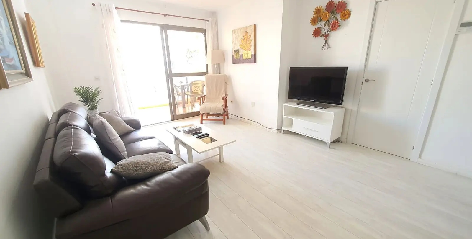 Sale of middle floor apartment in Fuengirola 7