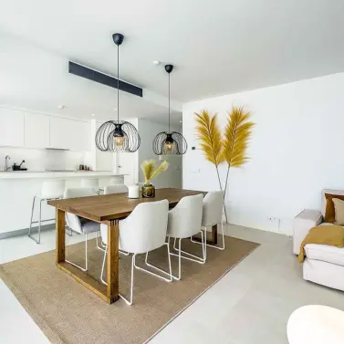 Venta de apartamento en planta media en Fuengirola