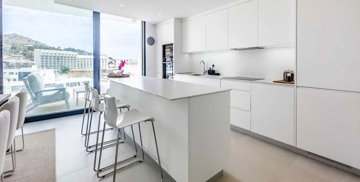 Venta de apartamento en planta media en Fuengirola 10