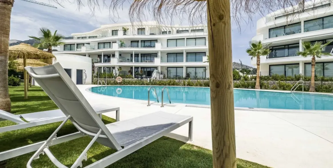 Venta de apartamento en planta media en Fuengirola 26