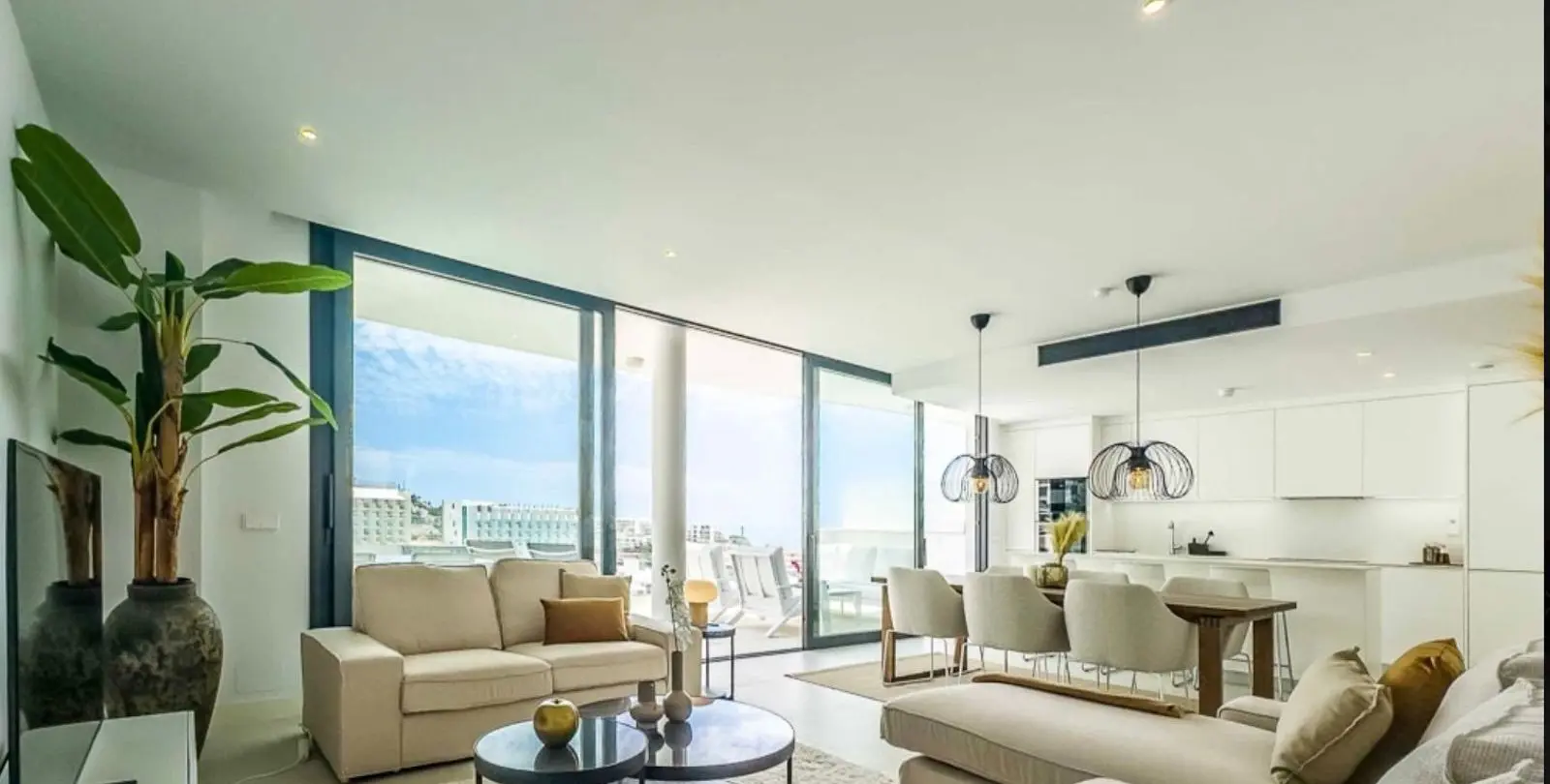 Venta de apartamento en planta media en Fuengirola 3