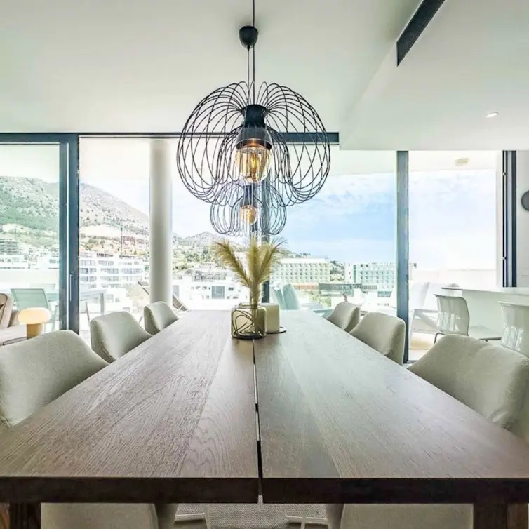 Sale of middle floor apartment in Fuengirola