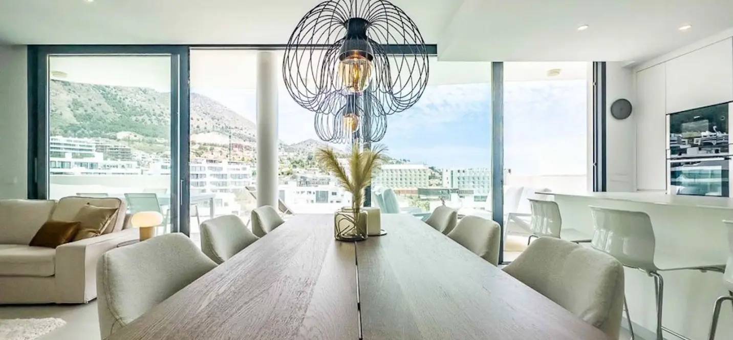 Sale of middle floor apartment in Fuengirola 4