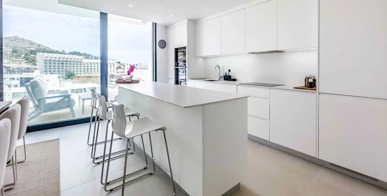 Venta de apartamento en planta media en Fuengirola 10