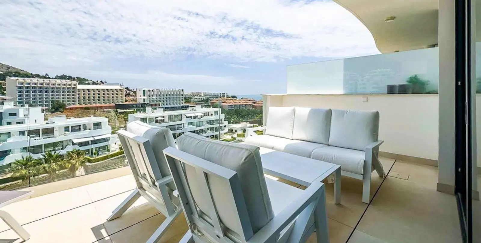 Venta de apartamento en planta media en Fuengirola 15