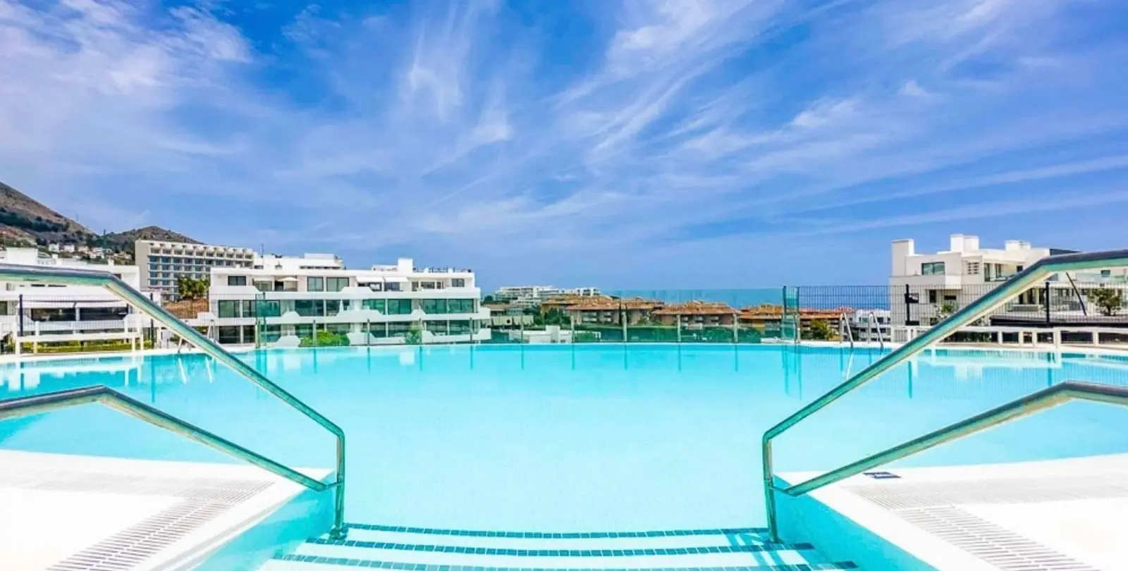 Venta de apartamento en planta media en Fuengirola 27
