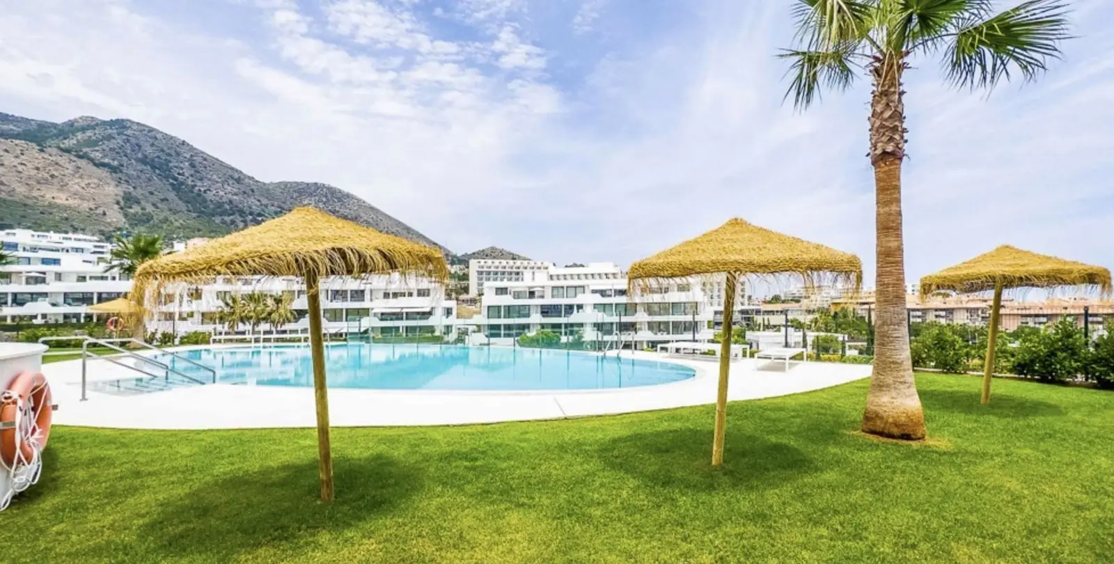 Venta de apartamento en planta media en Fuengirola 28