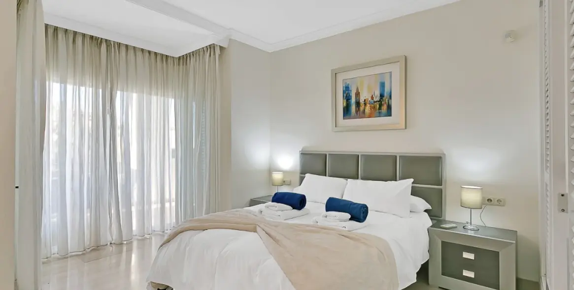 Venta de apartamento en planta media en Marbella 15