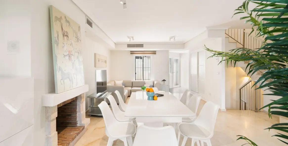 Продажа таунхауса в Costabella 8