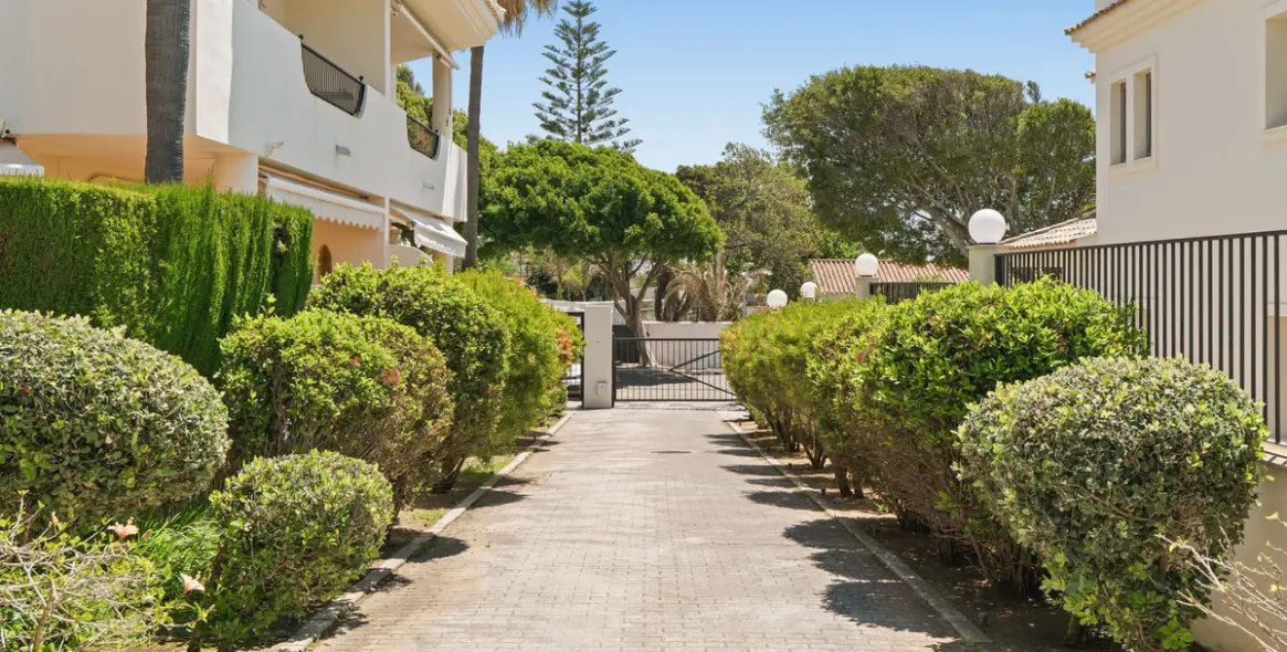 Продажа таунхауса в Costabella 38