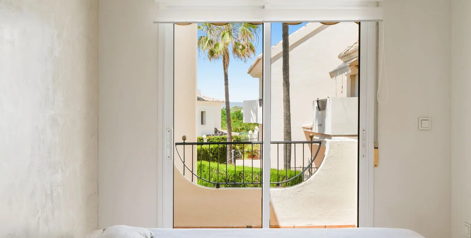 Sale of townhouse in Costabella 23