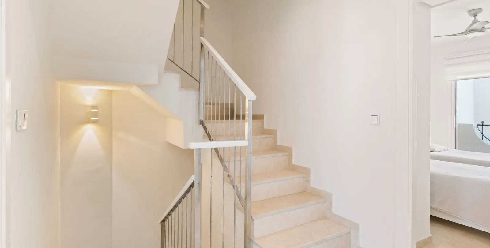 Sale of townhouse in Costabella 28