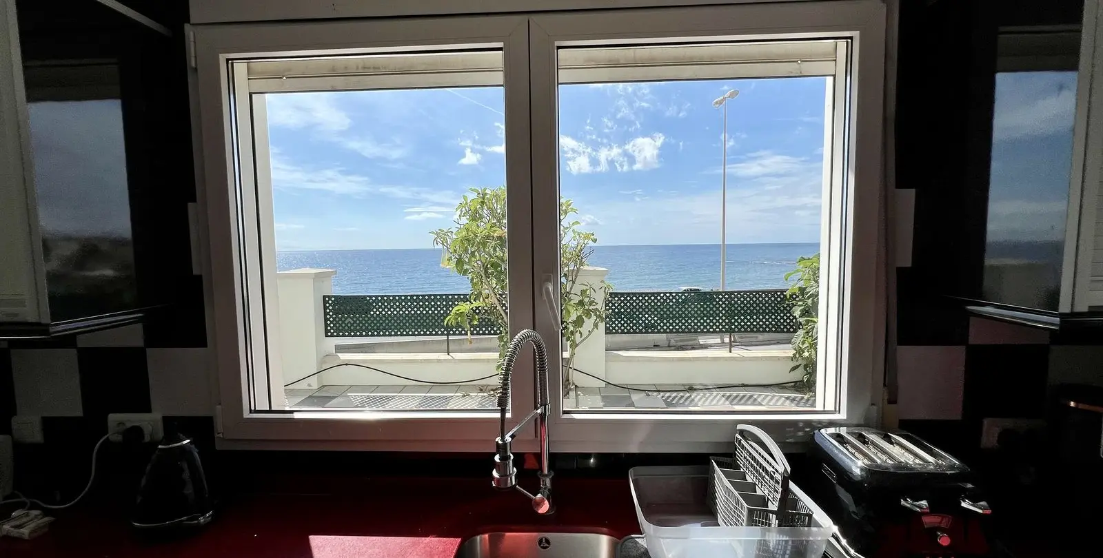Sale of detached villa in El Chaparral 26