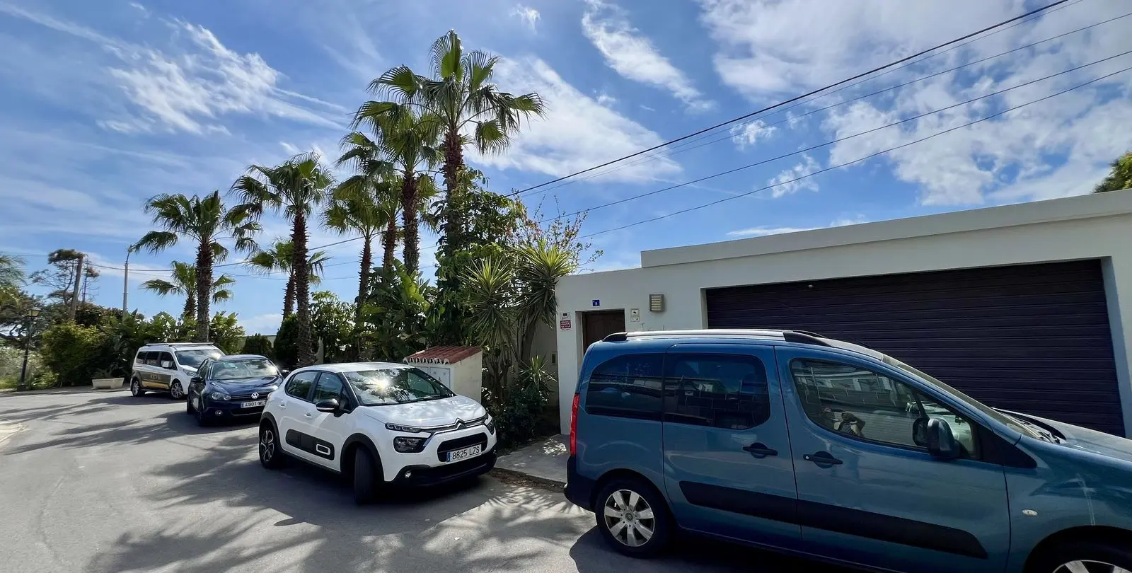 Sale of detached villa in El Chaparral 59