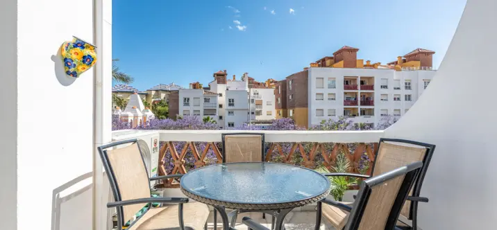 Venta de apartamento en planta media en Benalmadena Costa 0