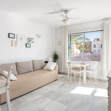 Venta de apartamento en planta media en Benalmadena Costa