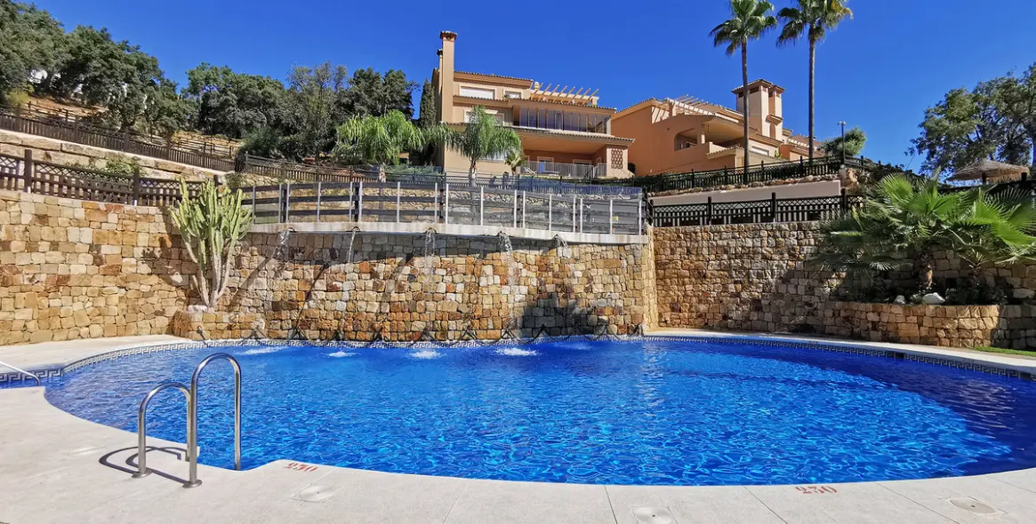 Sale of ground floor apartment in La Mairena 1