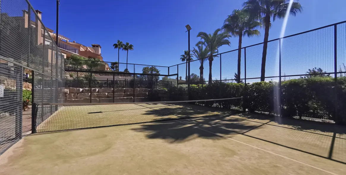 Sale of ground floor apartment in La Mairena 16
