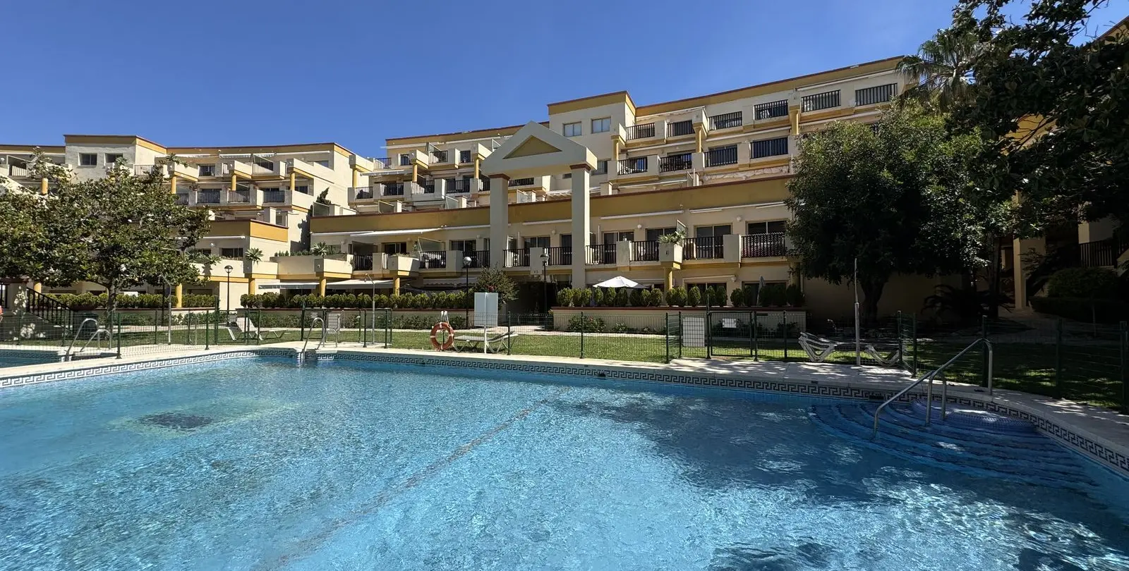 Sale of studio in Elviria 16