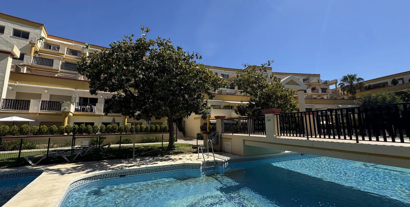 Sale of studio in Elviria 18