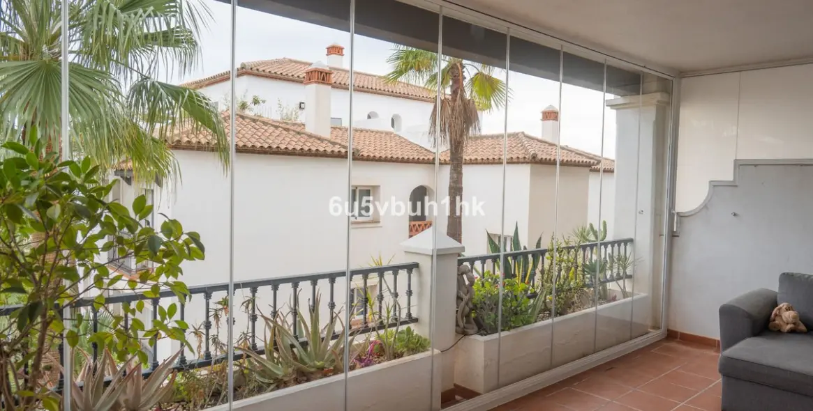 Sale of ground floor apartment in Mijas Costa 2