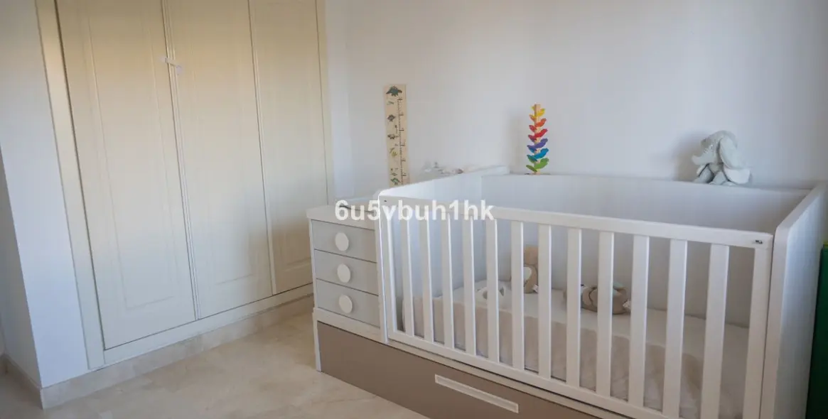 Sale of ground floor apartment in Mijas Costa 26
