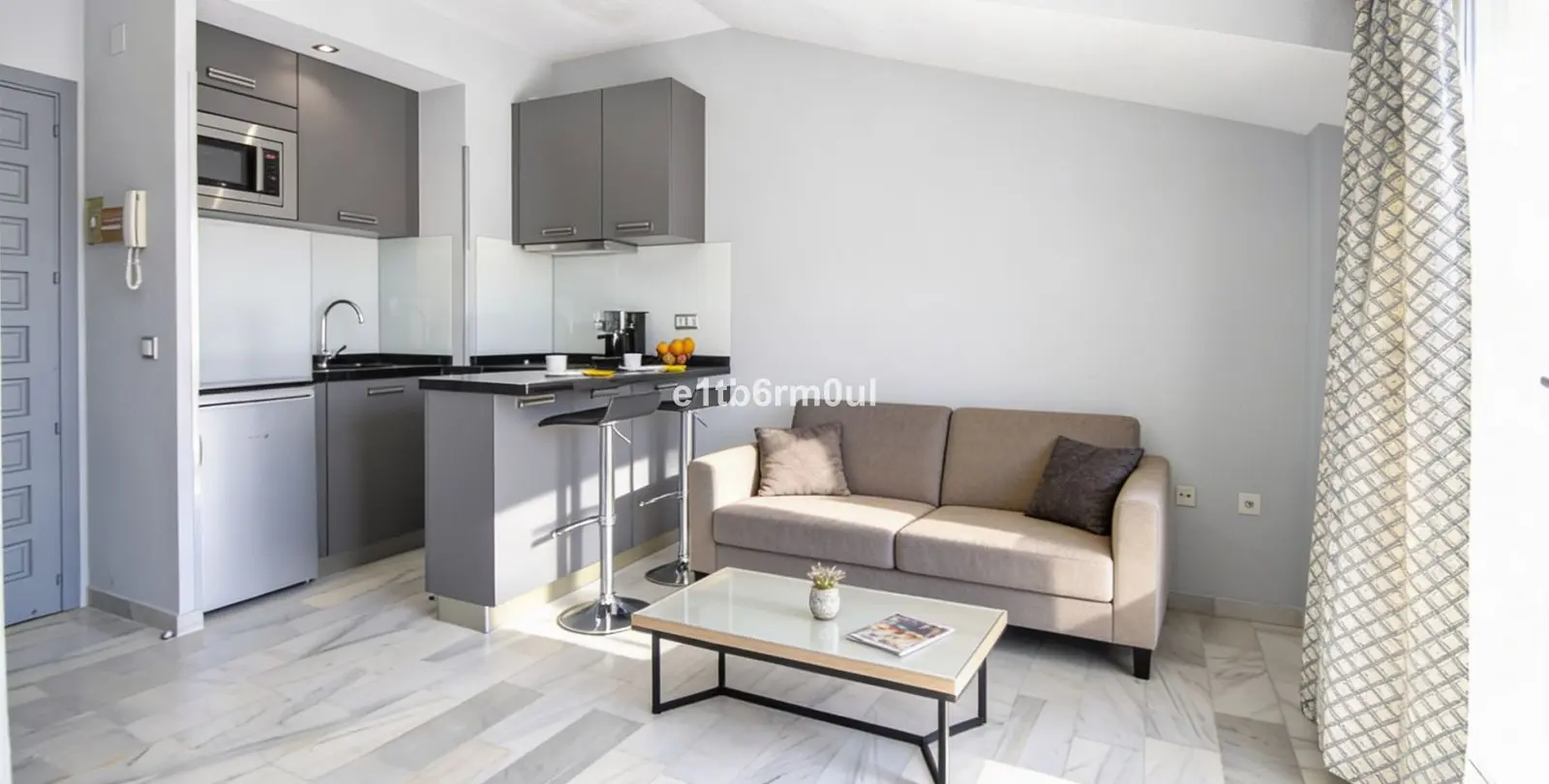Sale of studio in The Golden Mile 4