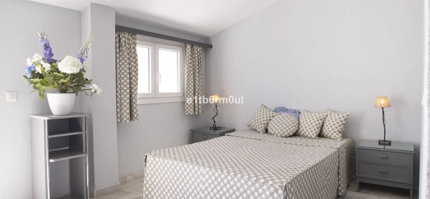Sale of studio in The Golden Mile 4