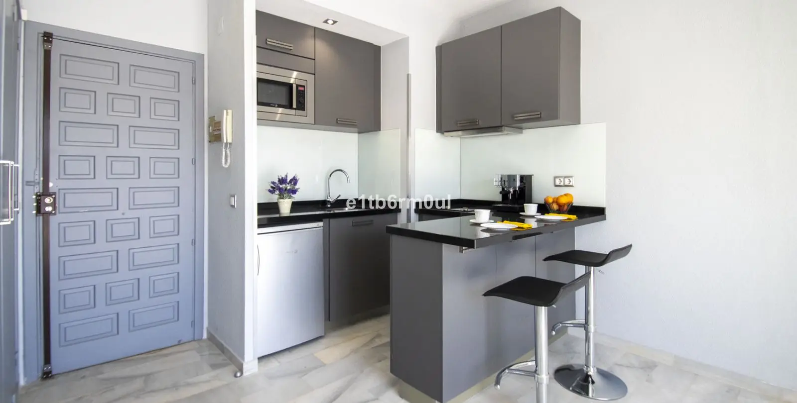 Sale of studio in The Golden Mile 6