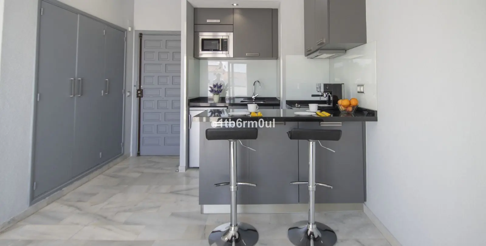 Sale of studio in The Golden Mile 7