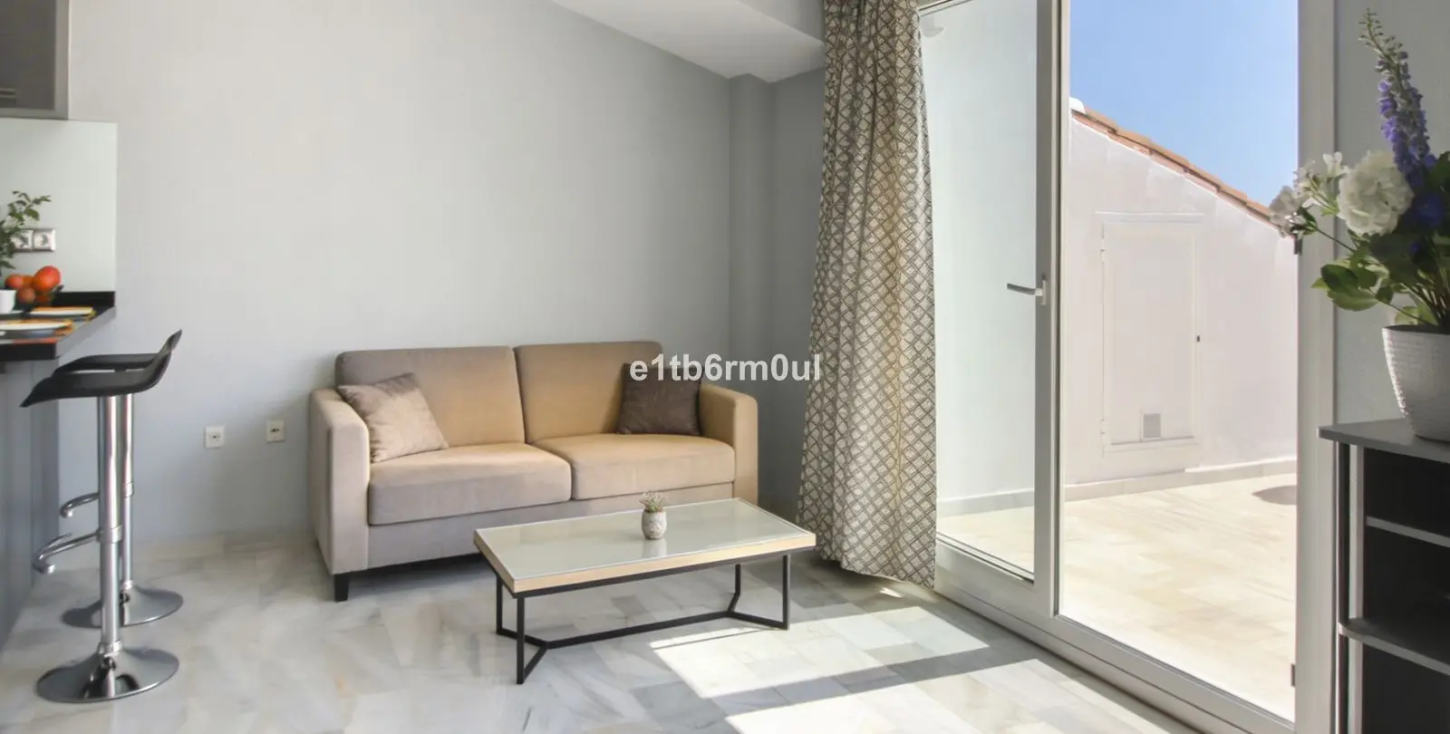 Sale of studio in The Golden Mile 10