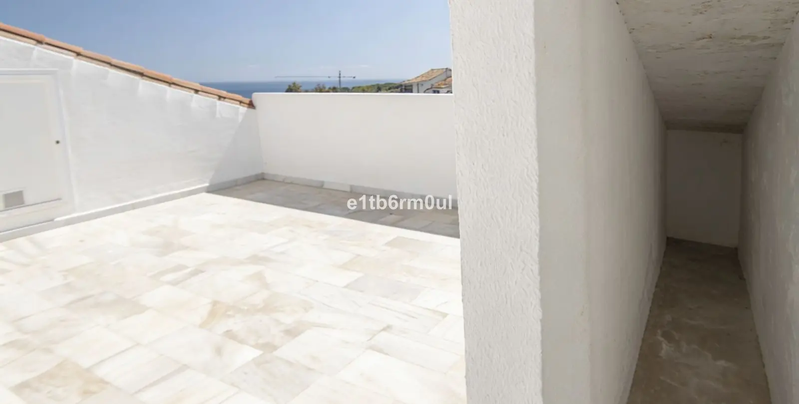Sale of studio in The Golden Mile 11
