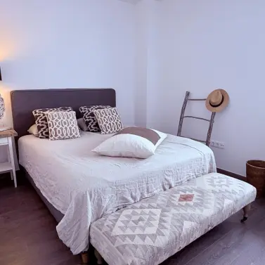 Venta de apartamento en planta media en Estepona