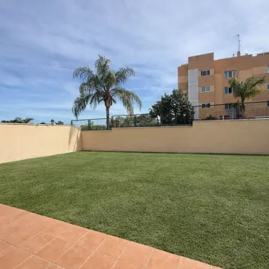 Продажа апартаментов на первом этаже в Estepona