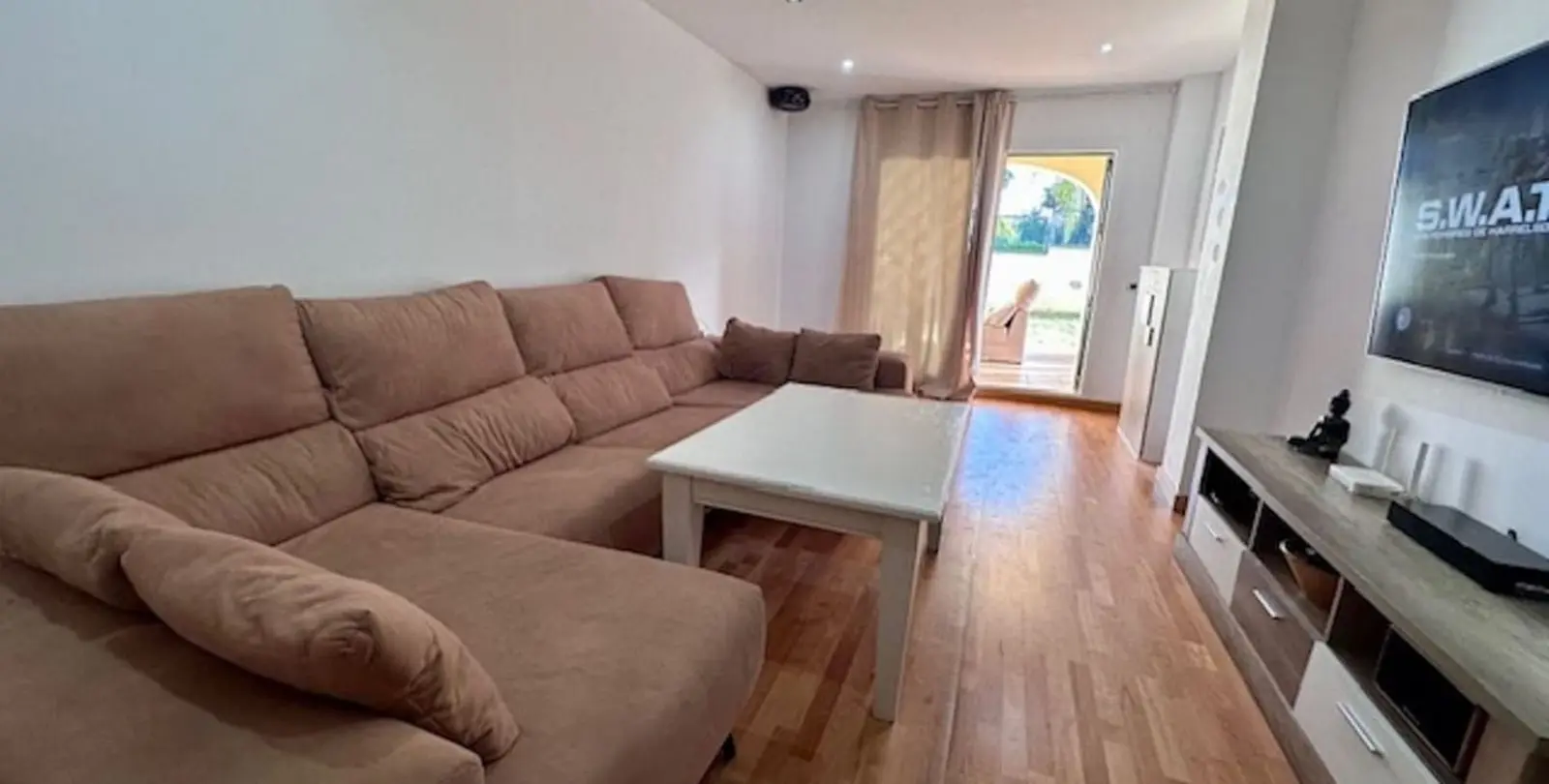 Sale of ground floor apartment in Estepona 5