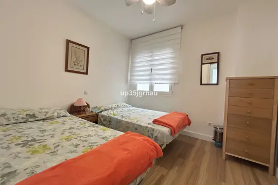 Image 4 thumb