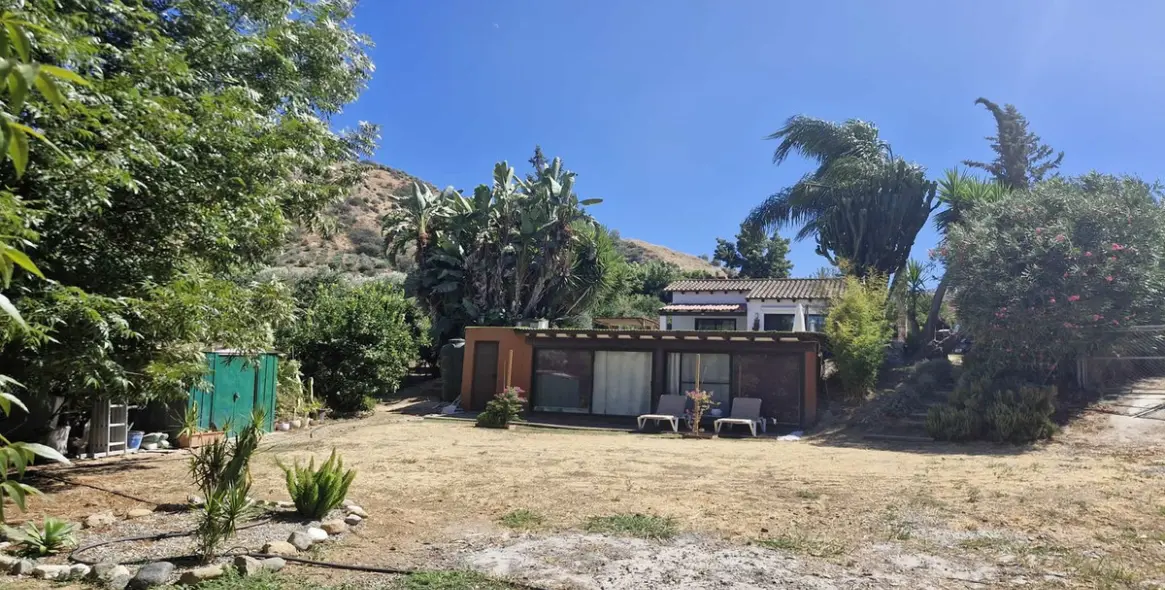Sale of finca - cortijo in Coín 28