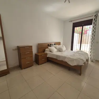 Venta de apartamento en planta baja en Nueva Andalucía