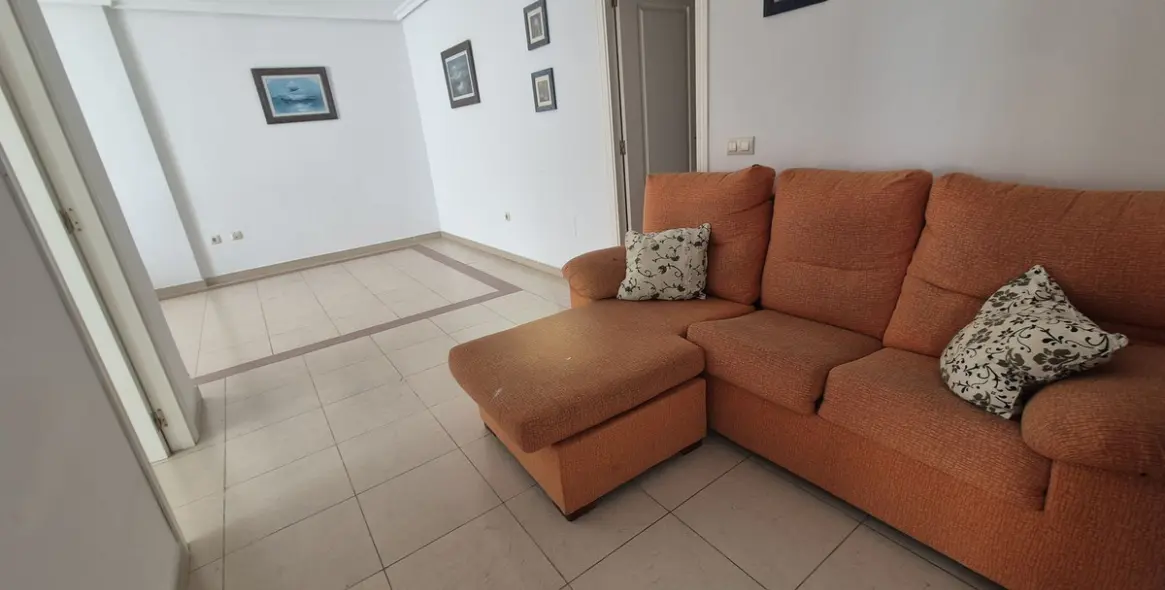Venta de apartamento en planta baja en Nueva Andalucía 10
