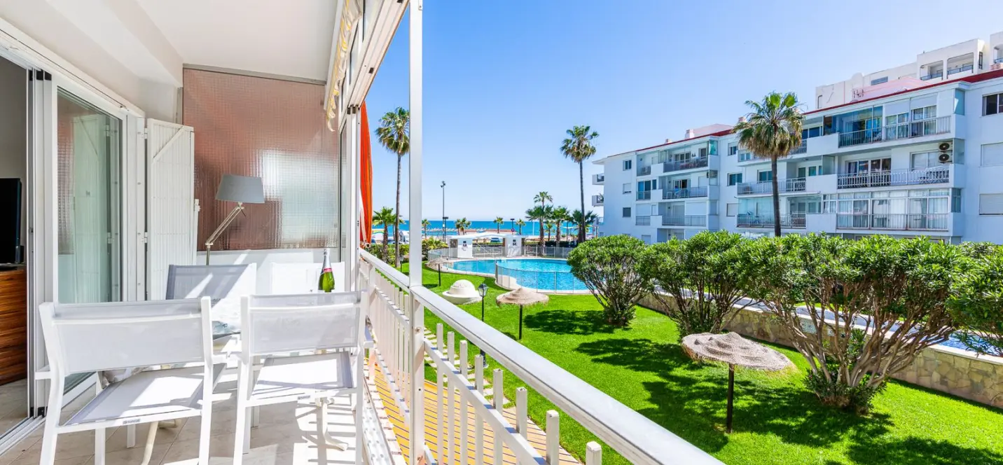 Продажа апартаментов на среднем этаже в Fuengirola 0