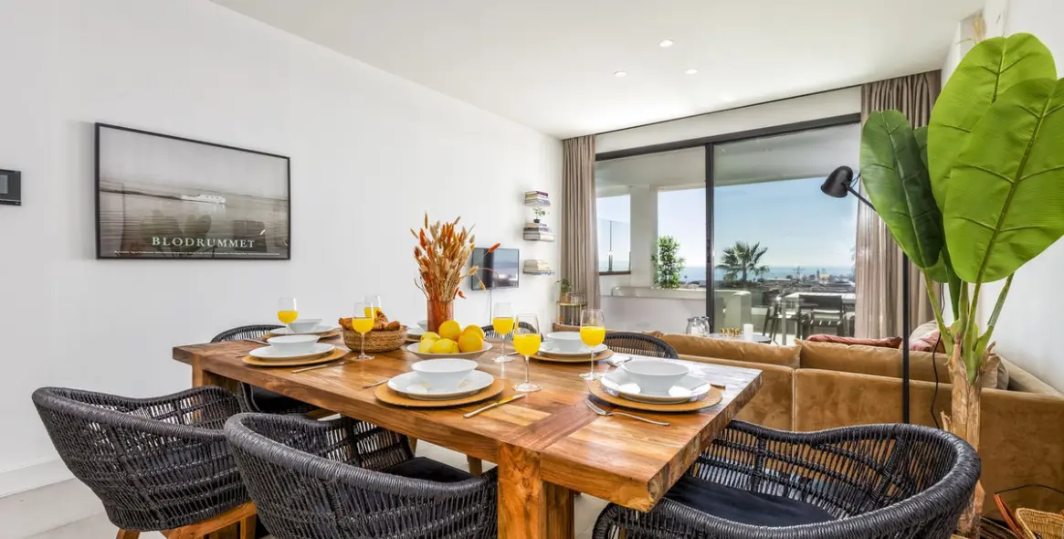 Sale of middle floor apartment in Mijas Costa 6