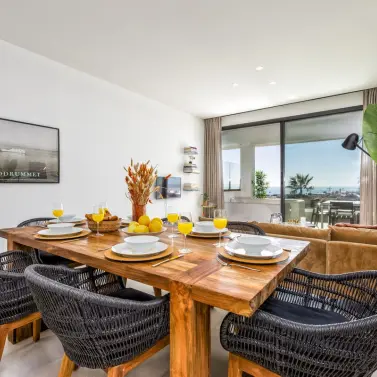 Sale of middle floor apartment in Mijas Costa